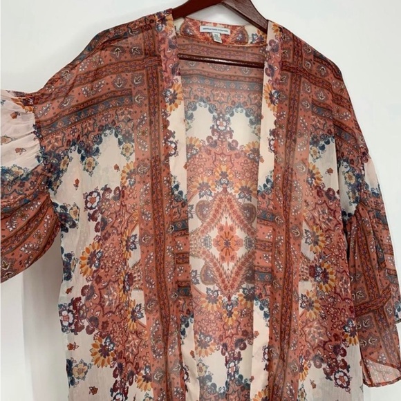 SOLD // AEO Wide Sleeve Sheer Boho Hippie Kimono - Picture 4 of 4